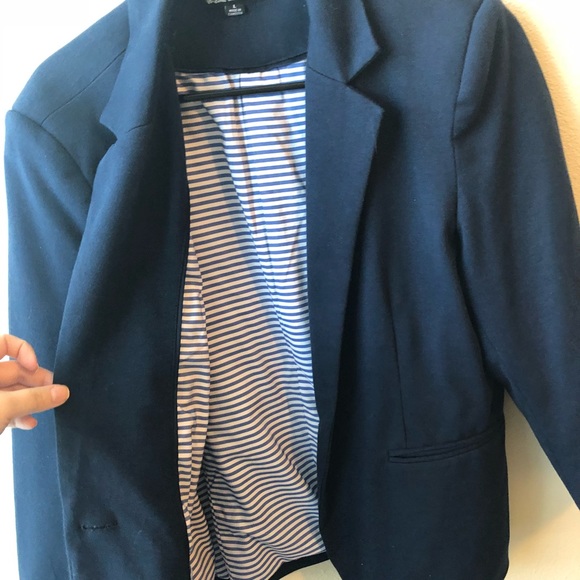 SOLD - Picture 2 of 4